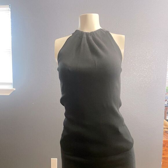 Ann Taylor Loft crepe top sleeveless straight flowing cut Small neckline twisted - Picture 11 of 11
